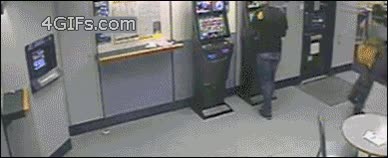 ataque,silla,pistola,robo,banco,disparo,sillazo