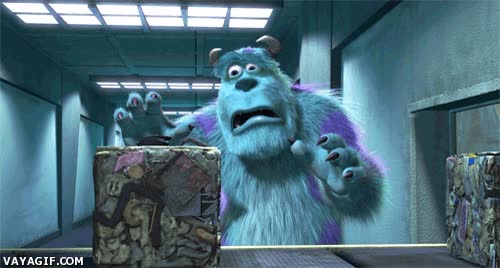 Cuando tu madre te dice que no puedes comerte el helado hasta que no te acabes la sopa expresion,azul,monstruos sa,helado,comer,tentación,resistirse,sufrir,sully