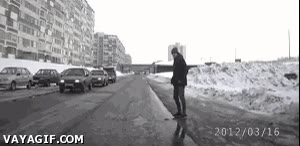 cruzar,troll,coche,carretera,peaton,trollear,calle,nieve,rusia,rusos