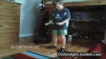 entrepierna,huevos,pelotas,yo-yo,yoyo,golpe,dolor,niño