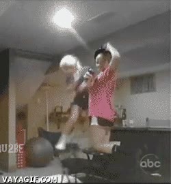 taburete,Ni&ntilde;as,genius,mesa,sombrero,al suelo