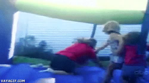 inflable,colchoneta,hinchable,gorda,caer,derrumbar,ni&ntilde;as