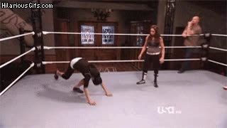 Ágil como una gacela, letal como un león... más o menos... salto,fail,golpe,amigas,ring,entrenamiento,pressing catch