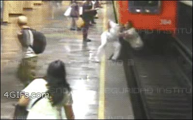 vias,metro,tren,saltar,empujar,kamikaze