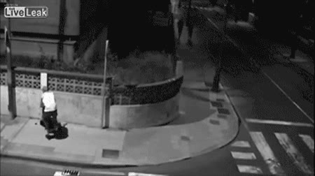 gorra,balon,persecución,policia,ladron,vestir