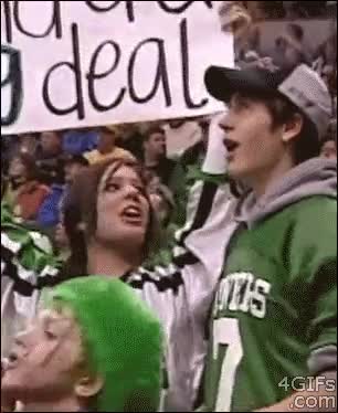 f&uacute;tbol,tenis,guarro,tocar teta,aprovechado,publico