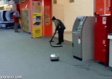 Banco,Cajero,Empleado,Aspiradora,Genius,Desenchufada