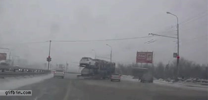 portacoches,borracho,loco,control,camión,accidente