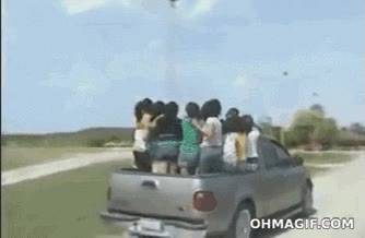 ostia,caer,fail,chicvas,coche,mala idea