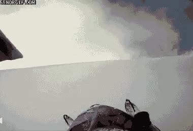 moto,accidente,choque,&aacute;rboles,primera persona,nieve,chocar,moto de nieve