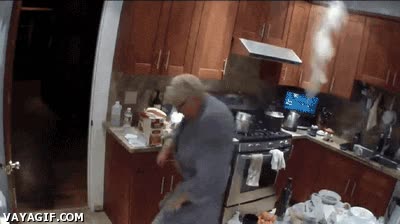 quemarse,comida,incendio,madre,inutil,hambre,ardiendo,en llamas