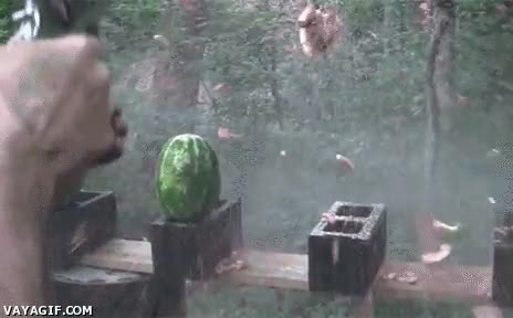 Sandia,Fuego,Tiro,Disparo,Revolver,Arma,Explotar