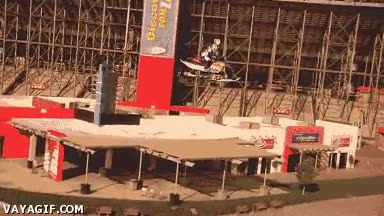 Moto,Nieve,Salto,Largo,Récord,Deporte