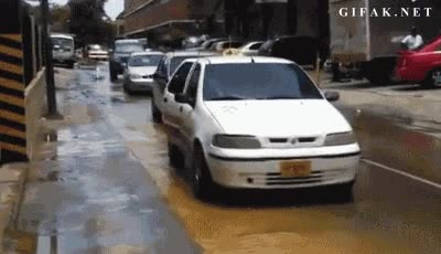 Troll,Agua,Lluvia,Charco,Cruzar,Taxi,Broma,Gracioso