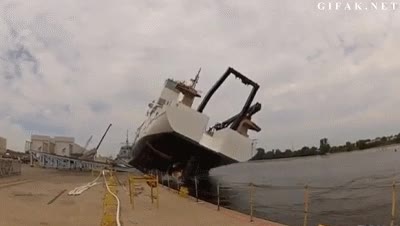 Barco,Caer,Agua,Lanzar,Champán,Fail,Salpicar,Botar