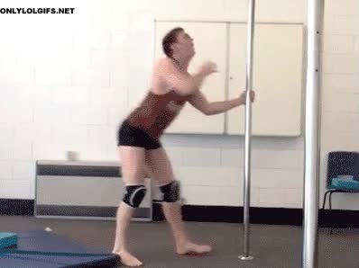 Gimnasia,EjerciciosmYoga,Tubo,Sin dientes,Accidente,Fail,Estiramiento,Barra,Pole dance