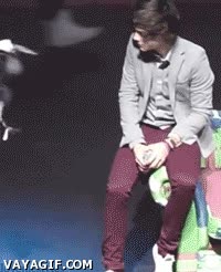 one direction,concierto,fans,lanzar,susto,cantante