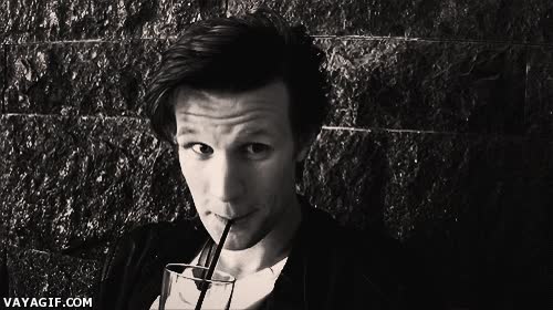 observar,flipar,expresion,B&W,Matt Smith,Doctor Who,Beber,Pelea