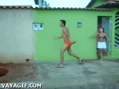 hoyo,discusi&oacute;n,novios,pelea,caida,fail,agujero