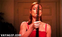 Cuando tus vecinos están de juerga hasta muy tarde y tú tienes un examen importante al día siguiente ganas de matar,recargar,escopeta,examen,enfado,arma,mujeres desesperadas,expresion