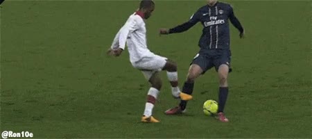 caño,cañito,ibrahimovic,futbol,regate,tunel,bajo las piernas