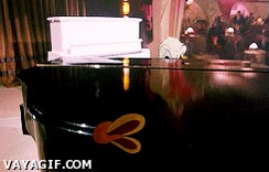 guerra,cafe,piano,quien engaño a roger rabbit,lucas,donald,patos,pato