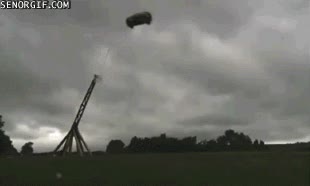 grua,lanzar,coche,catapulta,a la mierda el coche,destrozar