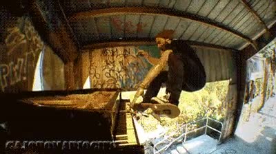 monopatin,skate,patinar,piano,rampa,teclas