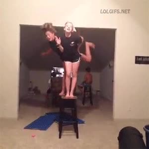 caida,fail,rubias,tonta,bailar,equilibrio