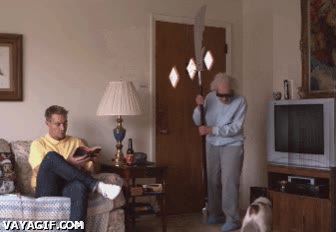 lanza,ara&ntilde;a,anciana,derrotar,bicho,naginata,abuela