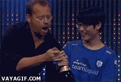 botella,cagada,champagne,cava,descorchar,romper,corcho,fail