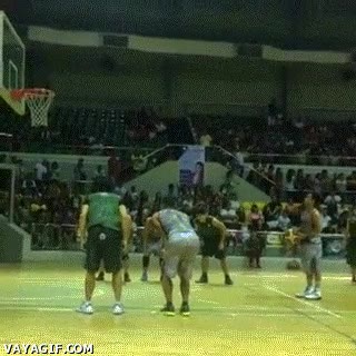 basket,gimnasia,ninja,falta,backflip,baloncesto,mortal,tiro librem,vacilada m&aacute;xima