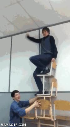 premios darwin,sillas,fail,bajar,monta&ntilde;a,ostion