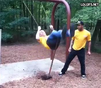 clavar,dolor maximo,columpios,palo,espalda,rastrillo