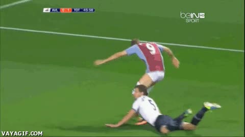 futbolista,pantalón,bajar,pelota,partido,futbol,pantalones