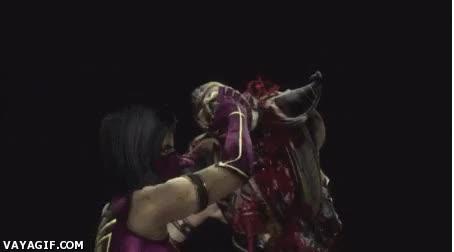 mortal kombat,fatality,novia,en esos dias,regla,menstruacion,arrancar,cabeza