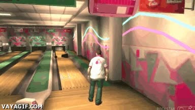 pleno,gta v,bolos,bola,rodar,persona,bug,strike,bowling