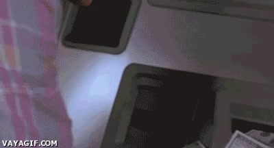 soltero,dinero,salir,novia,cajero,tarjeta