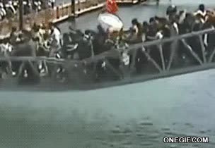 Puente,China,Gente,Mar,Aguantar,Ca&iacute;da,Fail