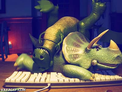 toy story 3,PC,hermano,compartir,t-rex,teclado