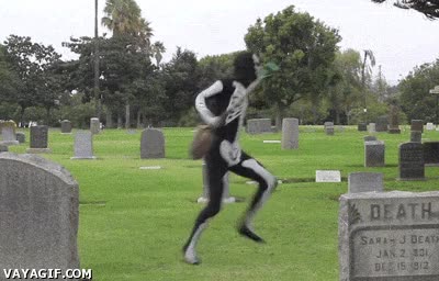 disfraz,Baile,Con mucho estilo,Muerte,cementerio,pala