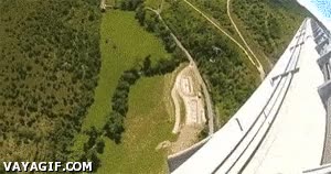 furgoneta,salto,carretera,puente,temerario,riesgo,paracaidas,paracaidista
