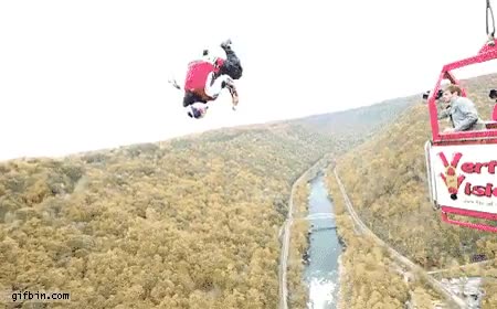 colocados,bien,deporte,chico,loco,pirado,catapulta,puente,puenting