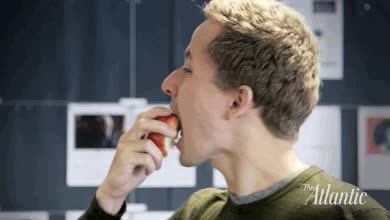 manzana,mito,falso,hambre,se va a atragantar,comer