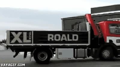 derrape,drifting,derrapar,entrar,garaje,parking,sin maniobras