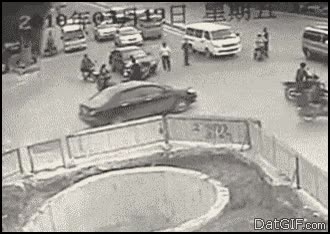 choque,colision,hostia tremenda,moto,accidente,uno tras otro,chino