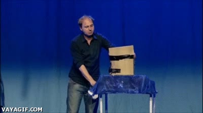 Caja de cartón,Mago,Truco,Bate,Golpear,Enfadado