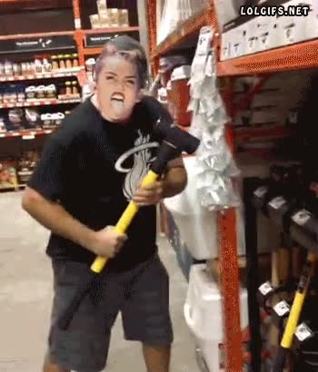 martillo,ferreteria,mazo,Miley Cyrus,máscara,loco,careta