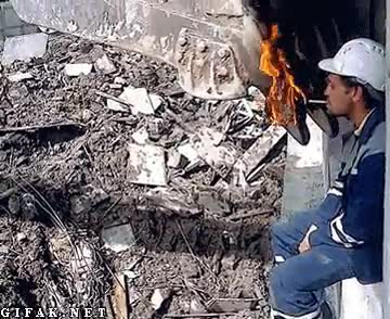 Albañil,Construcción,Fuego,Encender,Cigarro,Fumar,Sitio,Excavadora,Pala