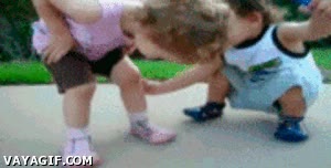 bebes,tierno,herida,beso,hermanos,sana sana culito de rana